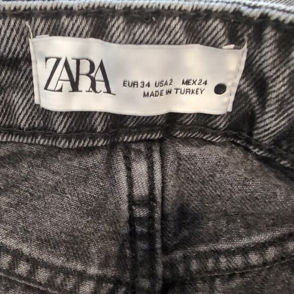 Zara Faded Black High Rise The 90's Mom Fit Jeans Size 2 - Picture 9 of 12